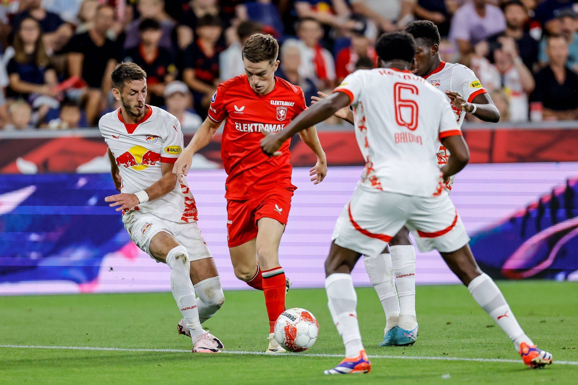 中占据了心 中占据了心