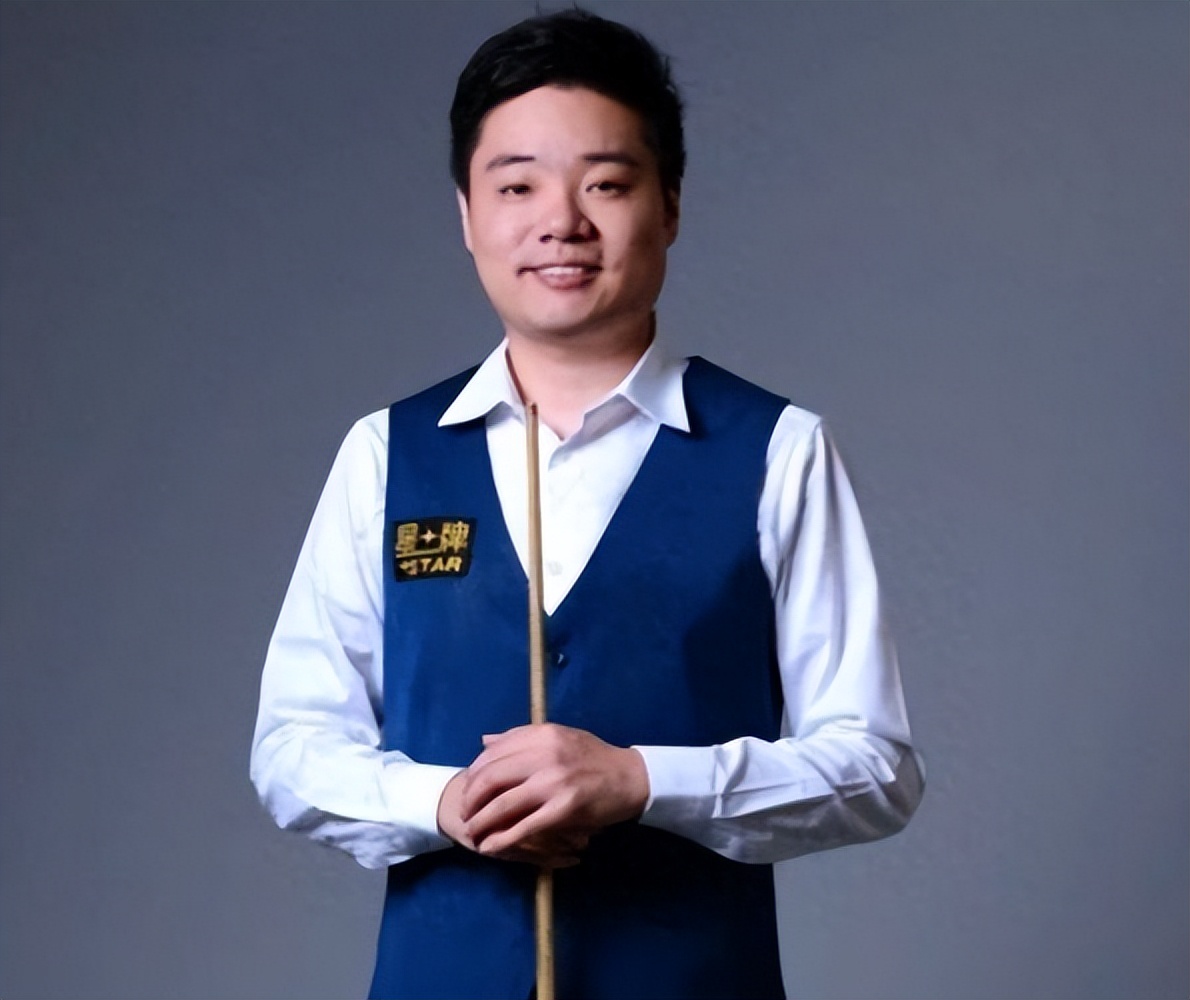 年过四旬展 年过四旬展