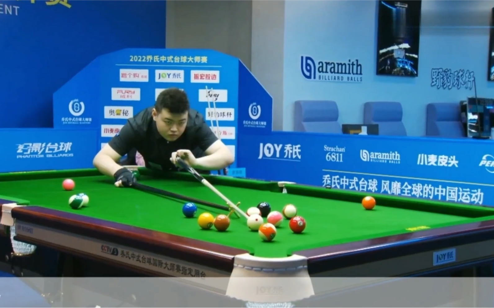 但在这场欧 但在这场欧