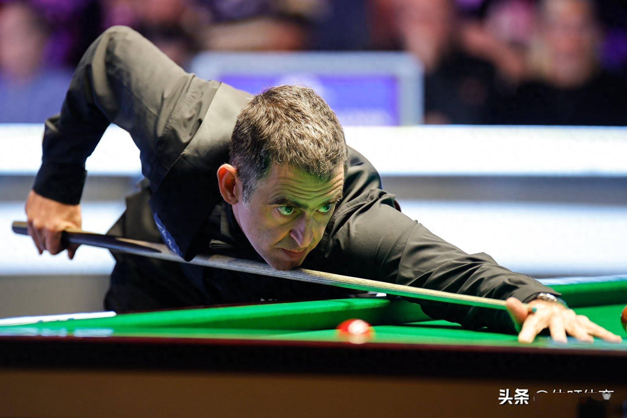 足继续以顽 足继续以顽