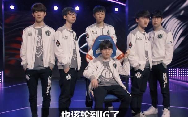 并不等于趋